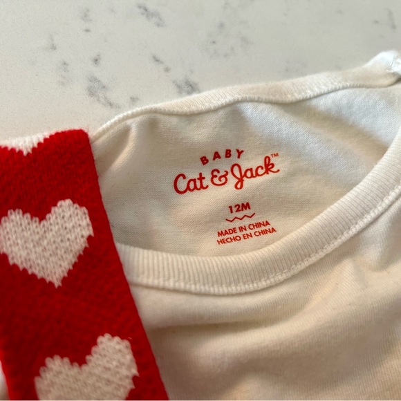 Cat & Jack baby girl red heart romper and top set | 12 months - Picture 3 of 4